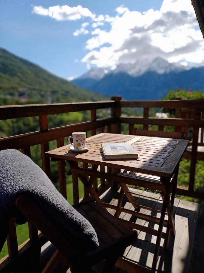 La Fattoria Di Roven Villa Gignod Buitenkant foto